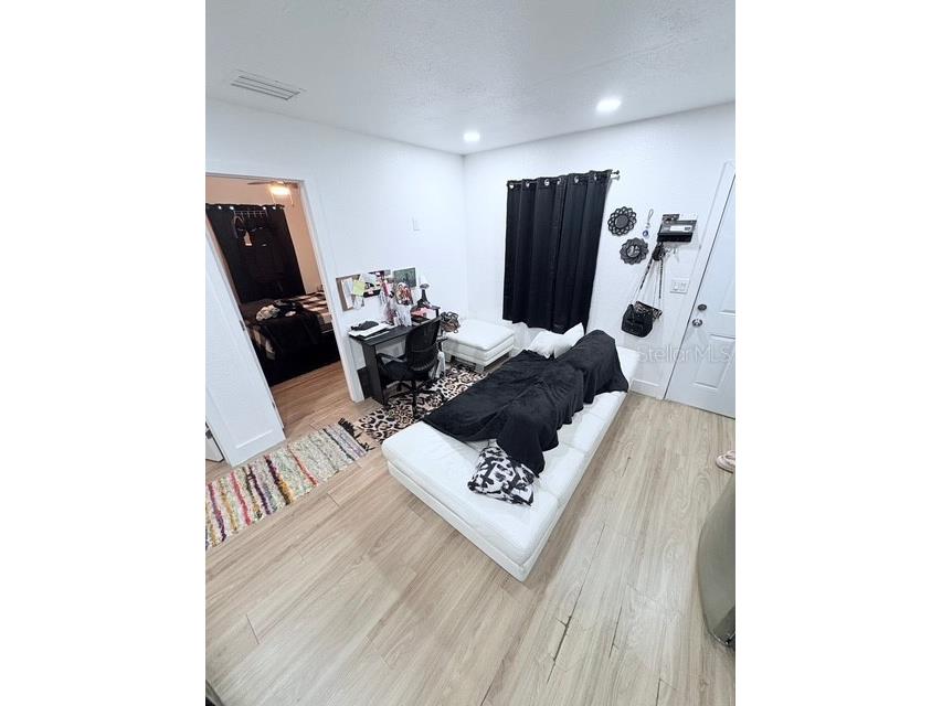 10004 Memorial Highway Tampa FL 33615 TB8434066 image40