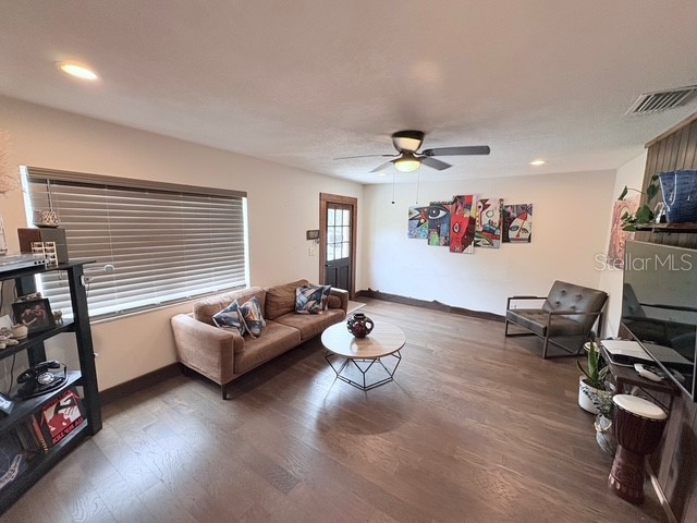 10004 Memorial Highway Tampa FL 33615 TB8434066 image7