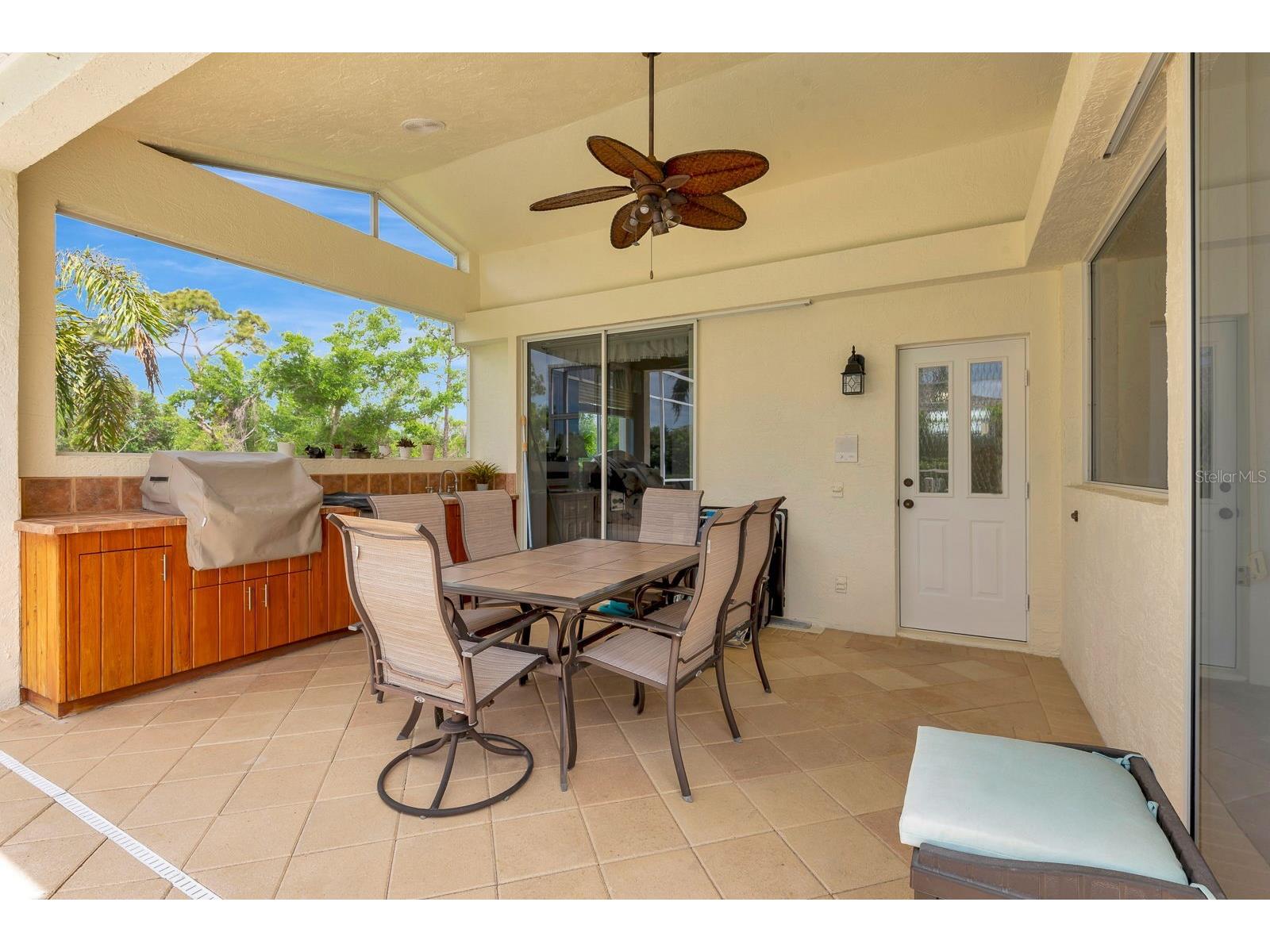 10005 Cherry Hills Avenue Circle Bradenton FL 34202 A4689675 image42