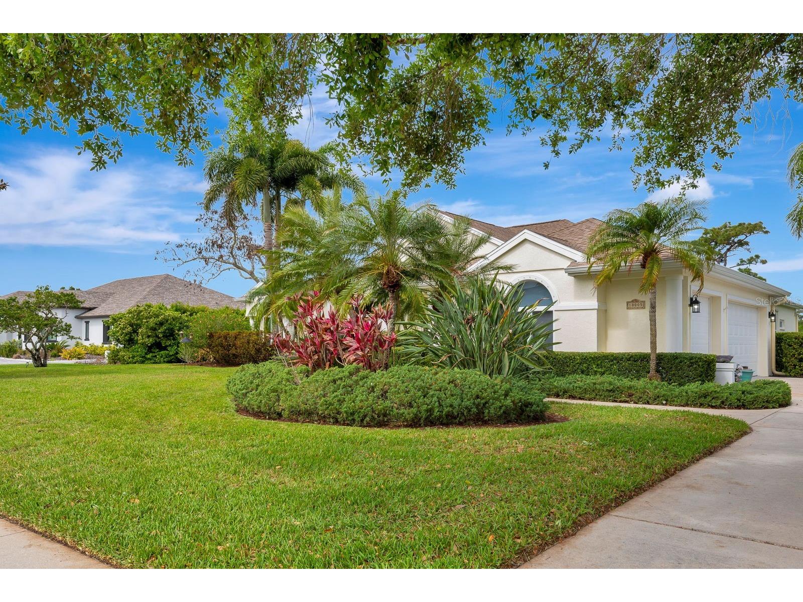 10005 Cherry Hills Avenue Circle Bradenton FL 34202 A4689675 image46