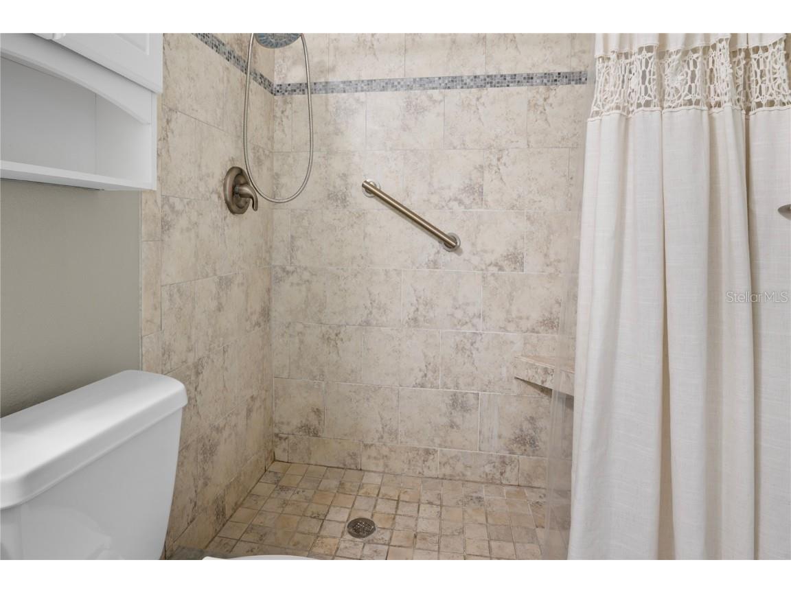 10006 87th Street Seminole FL 33777 TB8442829 image20