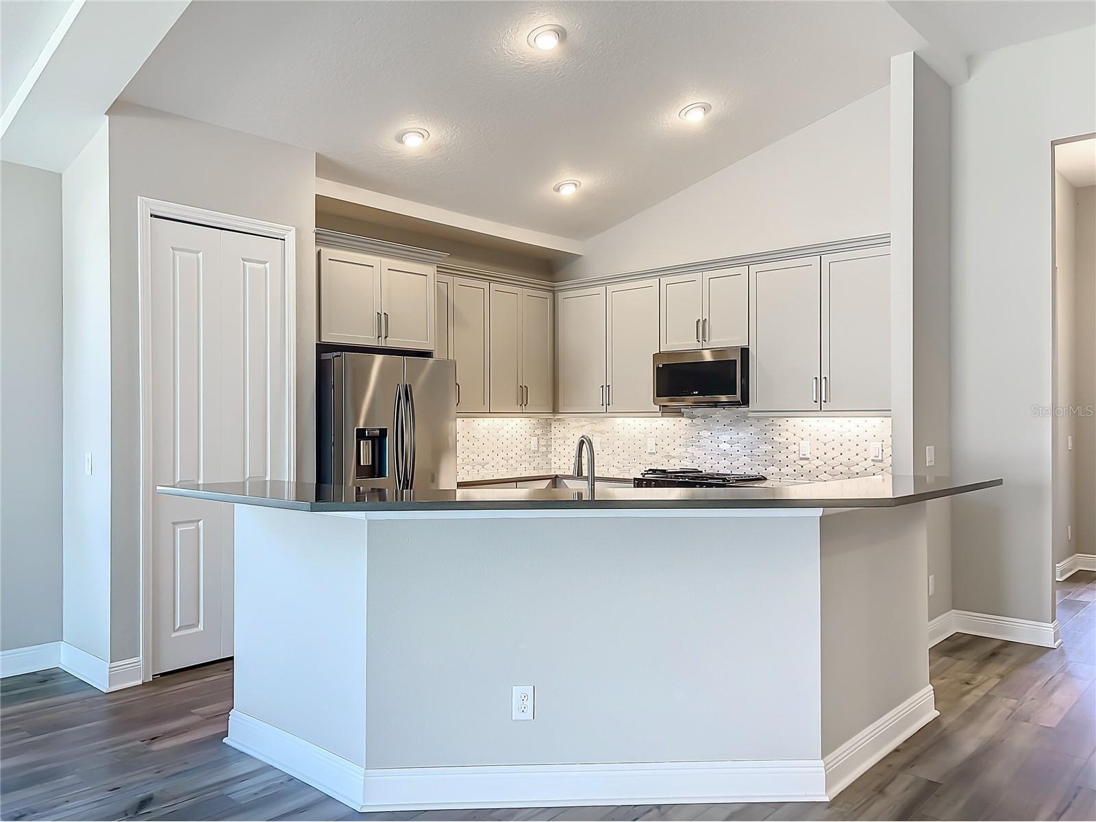 10006 Degas Terrace Bradenton FL 34212 A4688480 image16