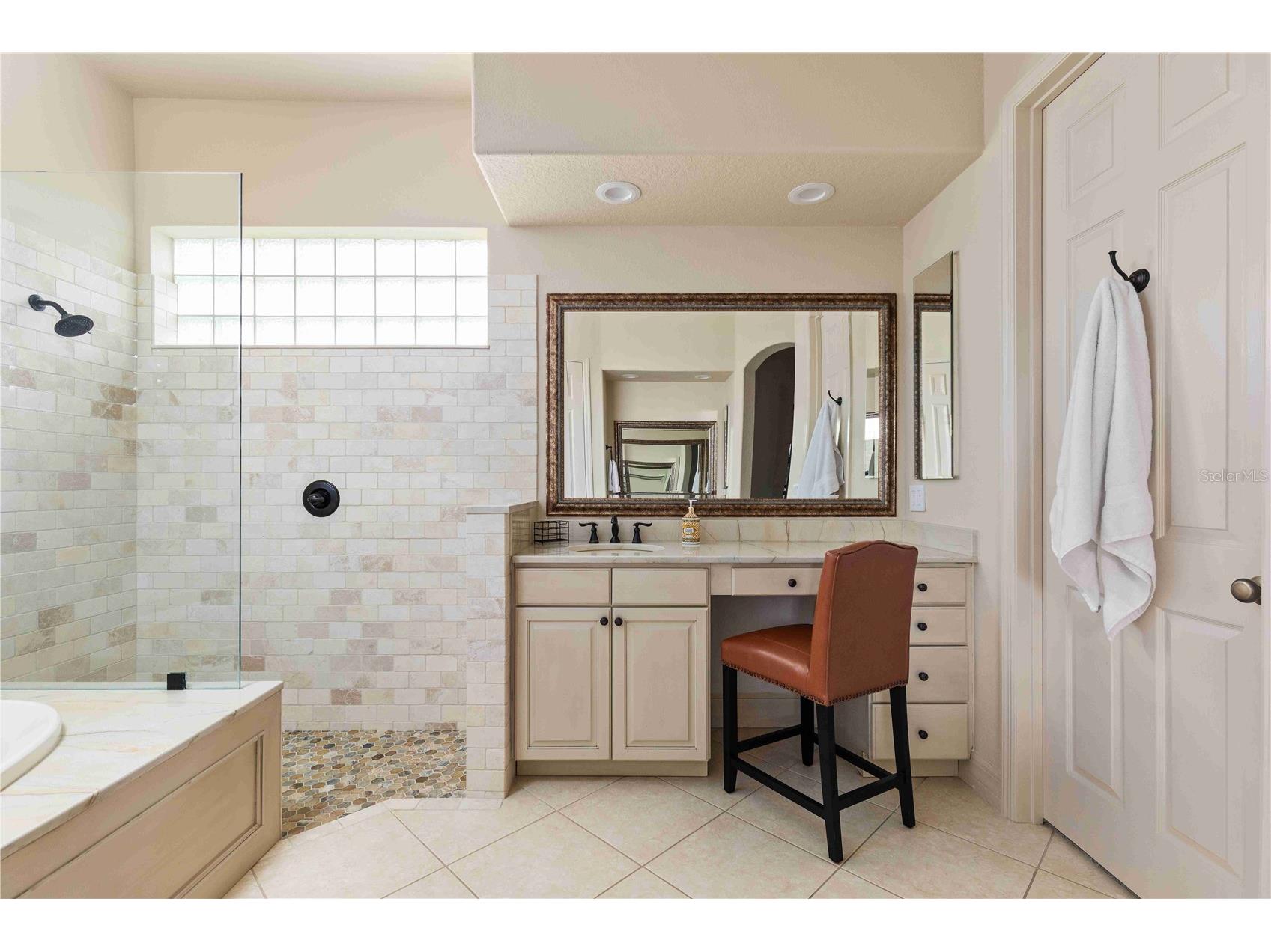 10006 Discovery Terrace Bradenton FL 34212 A4699103 image26
