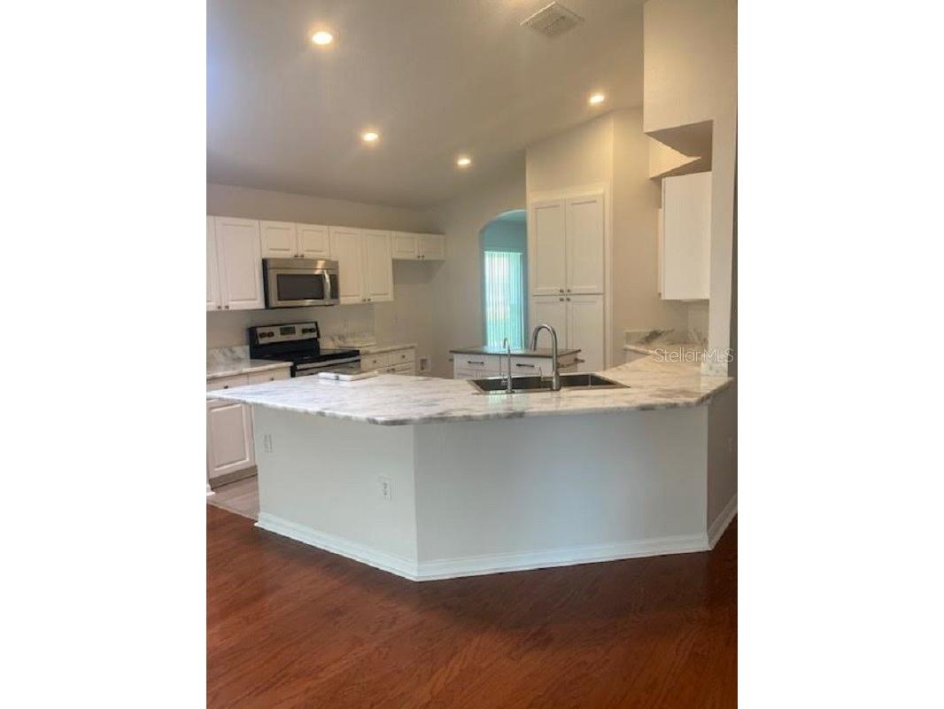 10007 Brookdale Drive New Port Richey FL 34655 TB8519922 image10