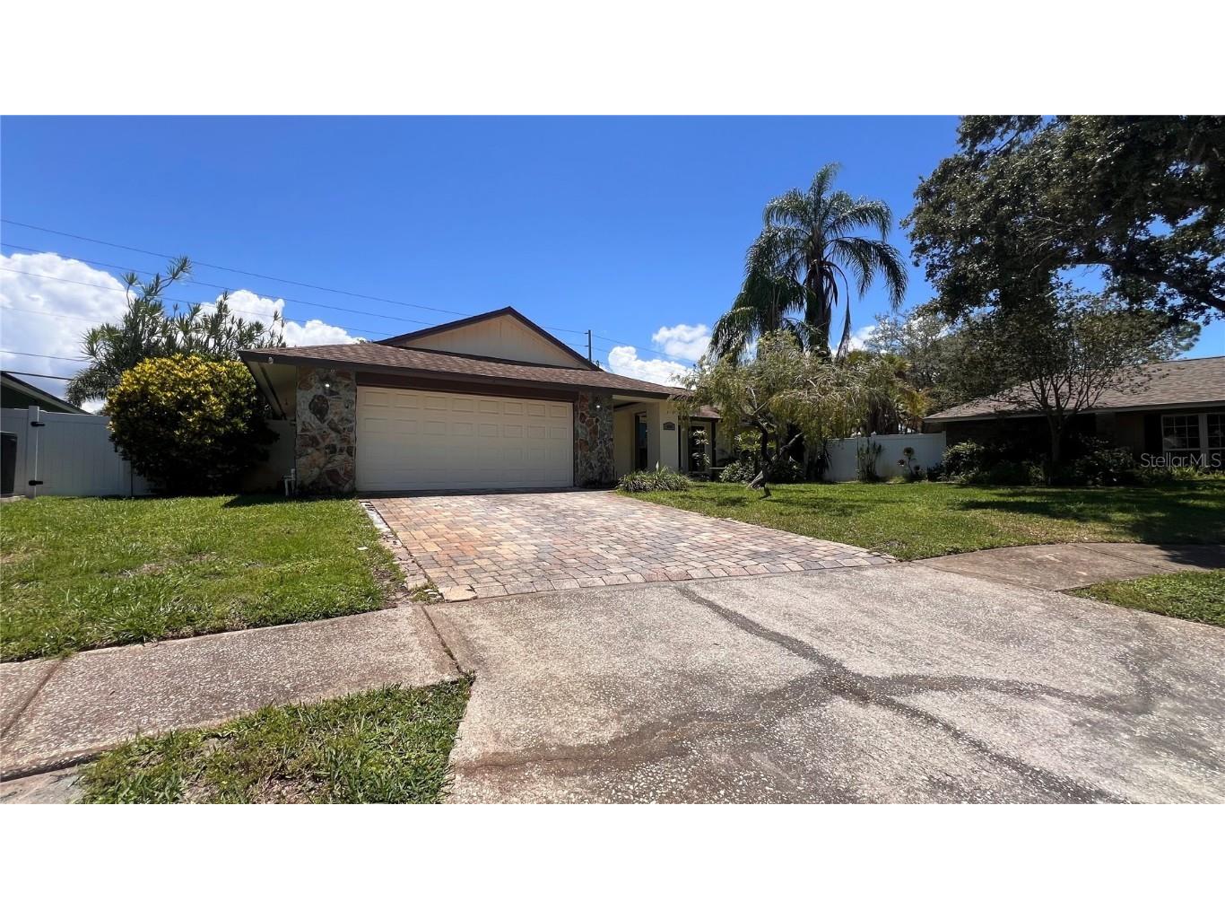 10007 Linden Place Drive Seminole FL 33776 U8247048 image1