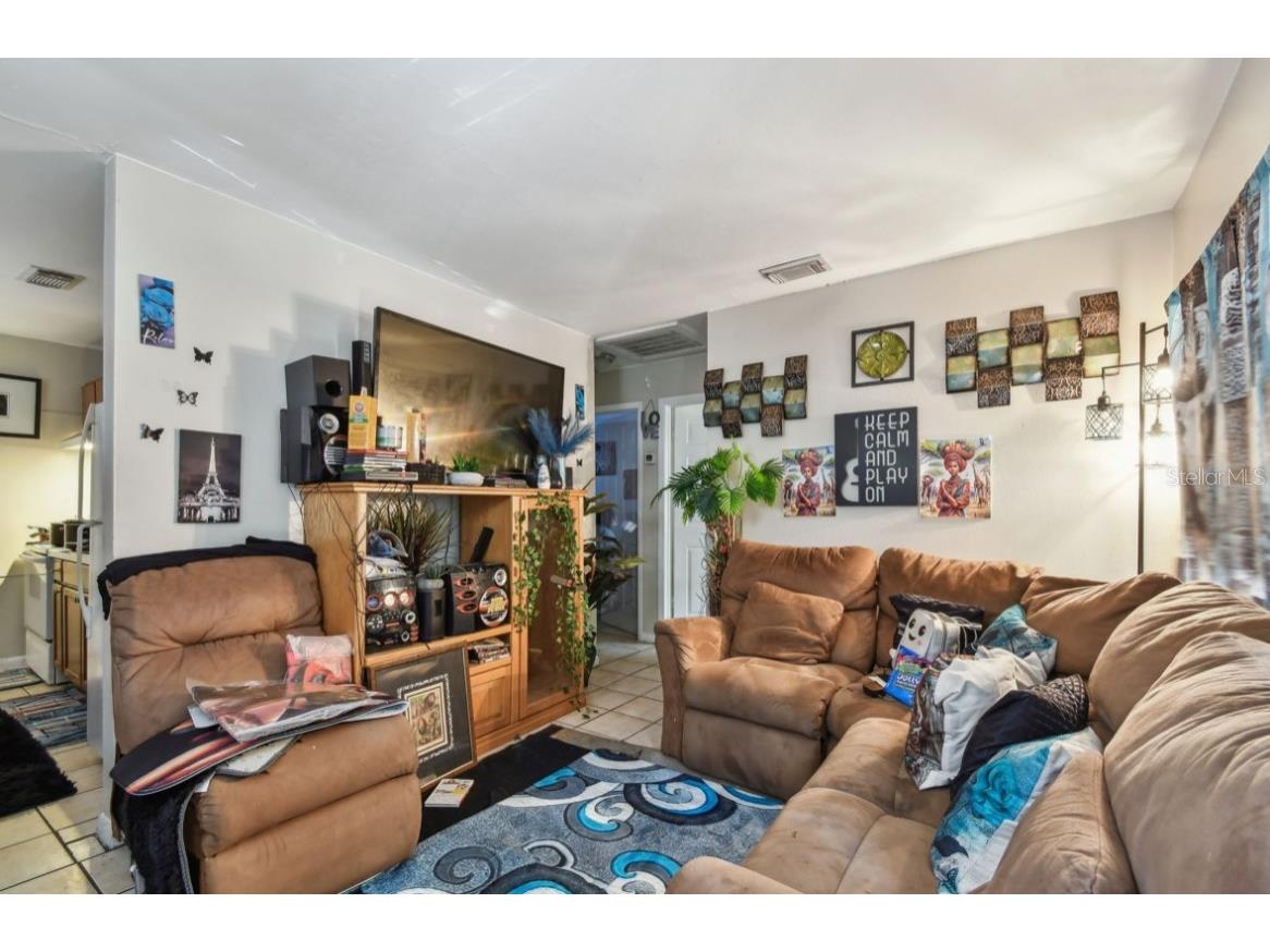 10007 N 10th Street Tampa FL 33612 TB8386870 image4