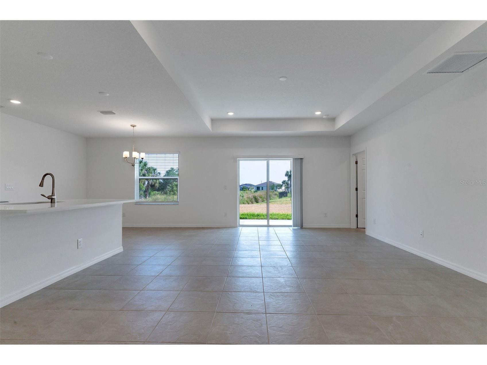 10008 Last Light Glen Parrish FL 34219 A4679362 image6