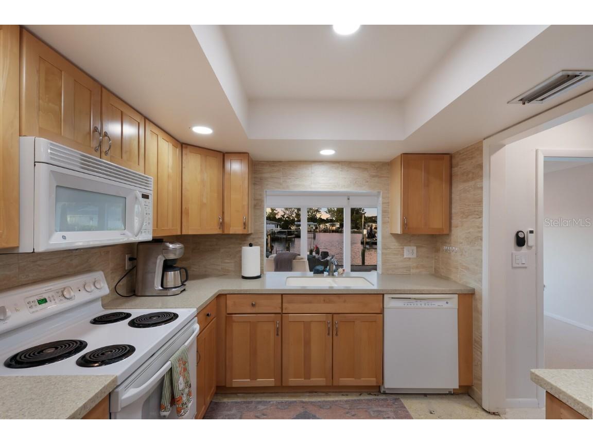 10008 Spoonbill Road E Bradenton FL 34209 - PALMA SOLA BAY A4666297 image19