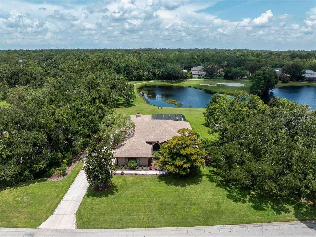 10009 Clubhouse Drive Bradenton FL 34202 N6139619 image2