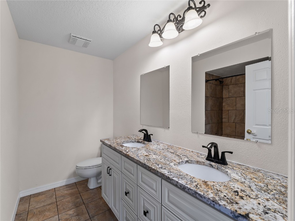 10009 Clubhouse Drive Bradenton FL 34202 N6139619 image30