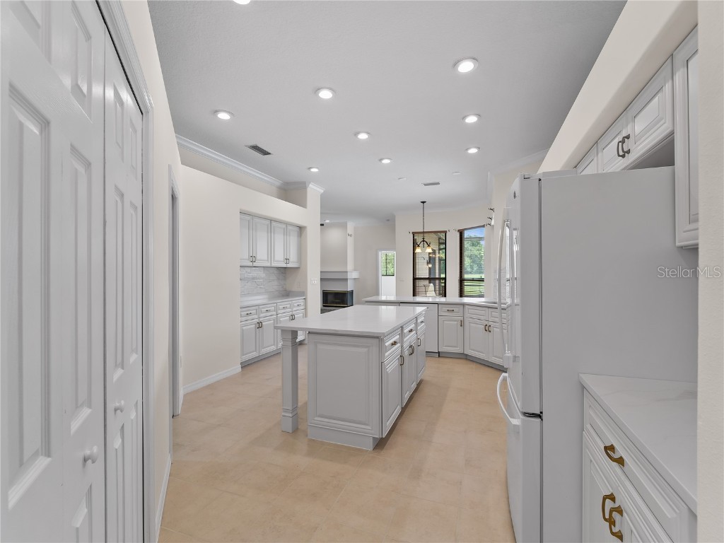 10009 Clubhouse Drive Bradenton FL 34202 N6139619 image37