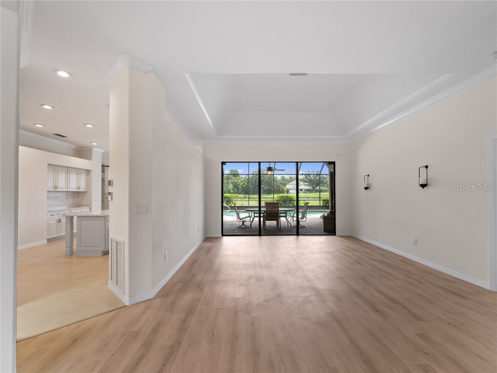 10009 Clubhouse Drive Bradenton FL 34202 N6139619 image8