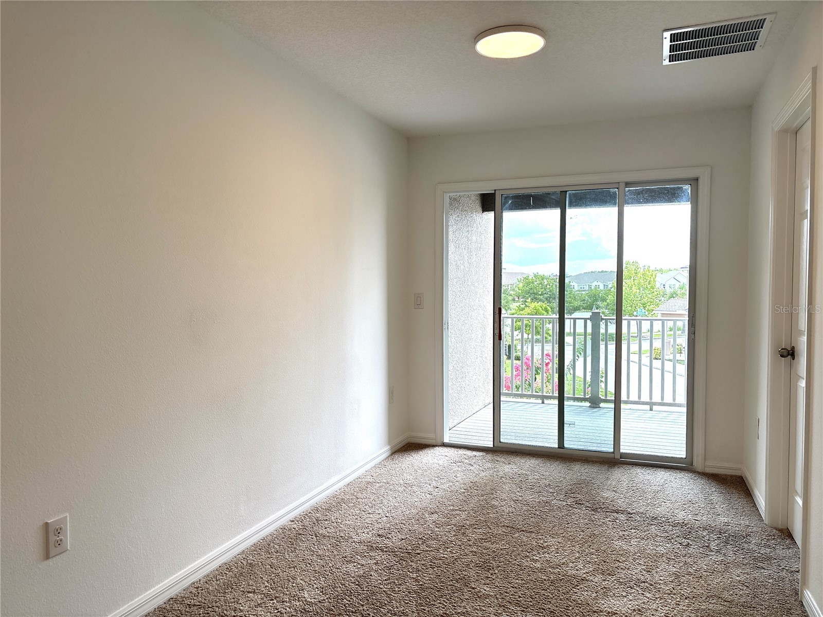 10009 Eagle Rock Alley Orlando FL 32832 O6422040 image17