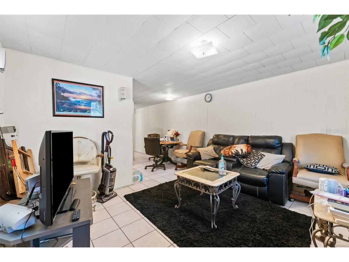 10009 N 10th Street Tampa FL 33612 TB8390568 image3