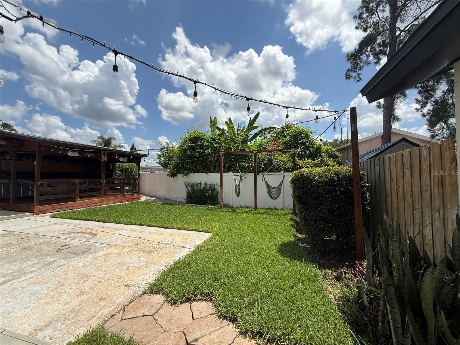 10009 Regal Woods Lane Tampa FL 33624 TB8524472 image24