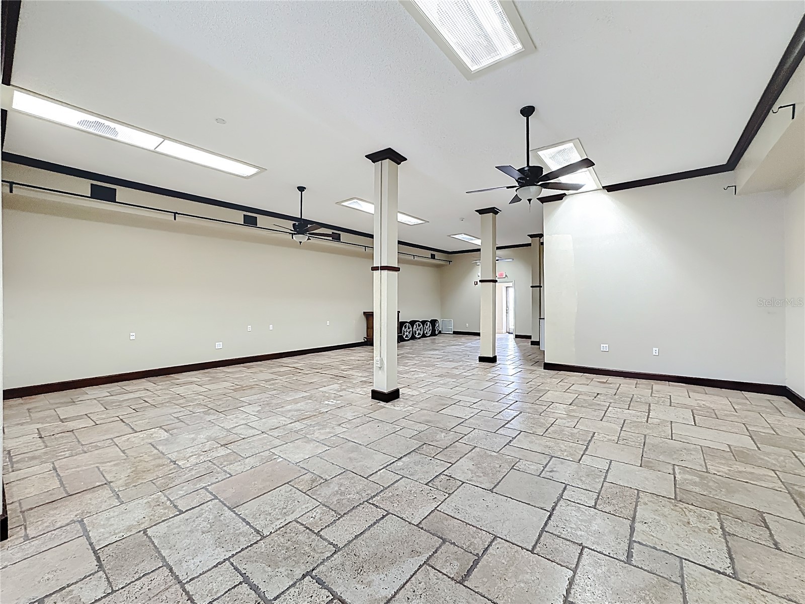 1001 & 1007 Manatee Avenue E Bradenton FL 34208 TB8460670 image22