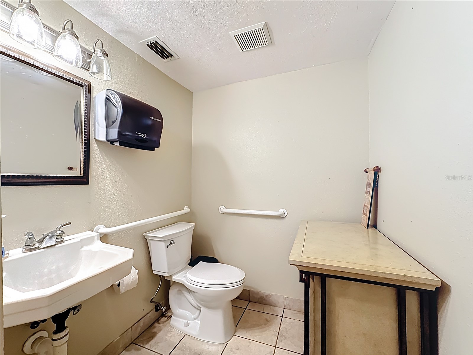 1001 & 1007 Manatee Avenue E Bradenton FL 34208 TB8460670 image70