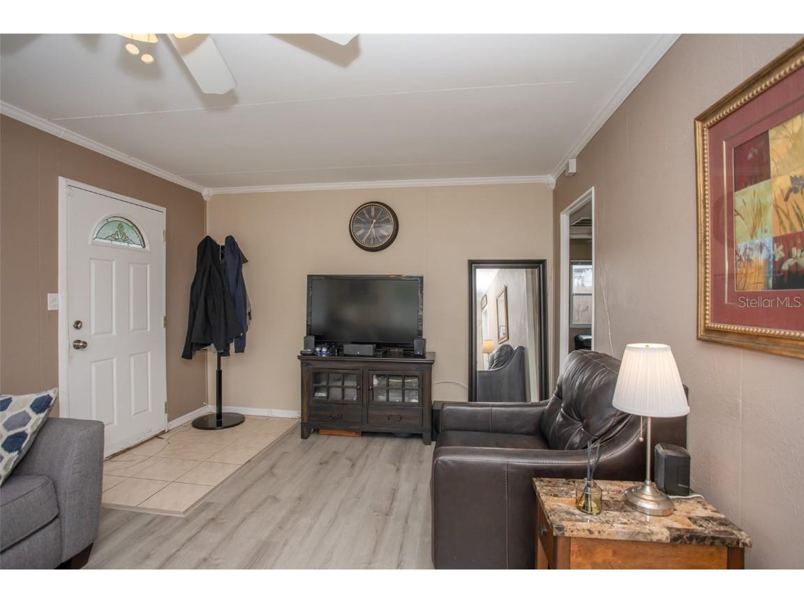 1001 57th Avenue N Saint Petersburg FL 33703 TB8393787 image13