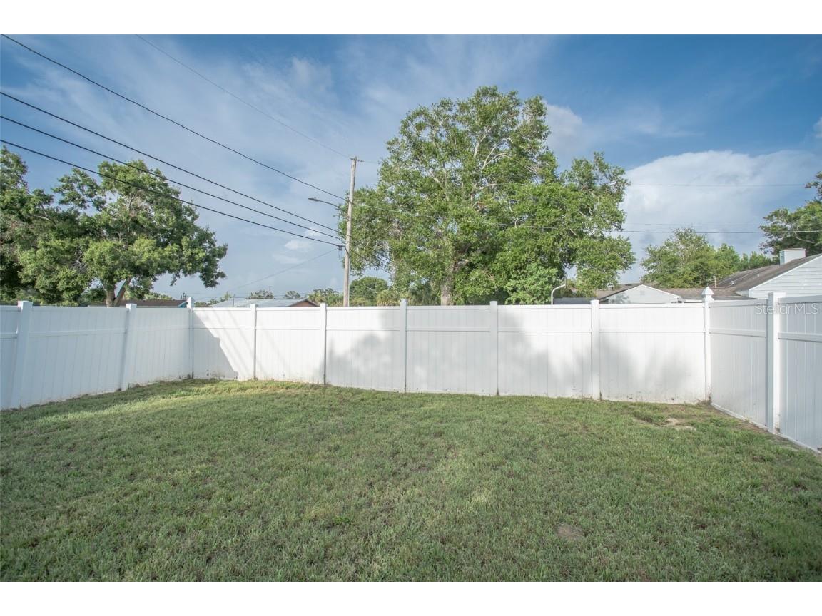 1001 57th Avenue N Saint Petersburg FL 33703 TB8393787 image25