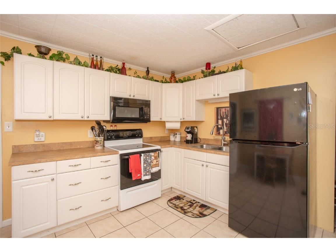 1001 57th Avenue N Saint Petersburg FL 33703 TB8393787 image6