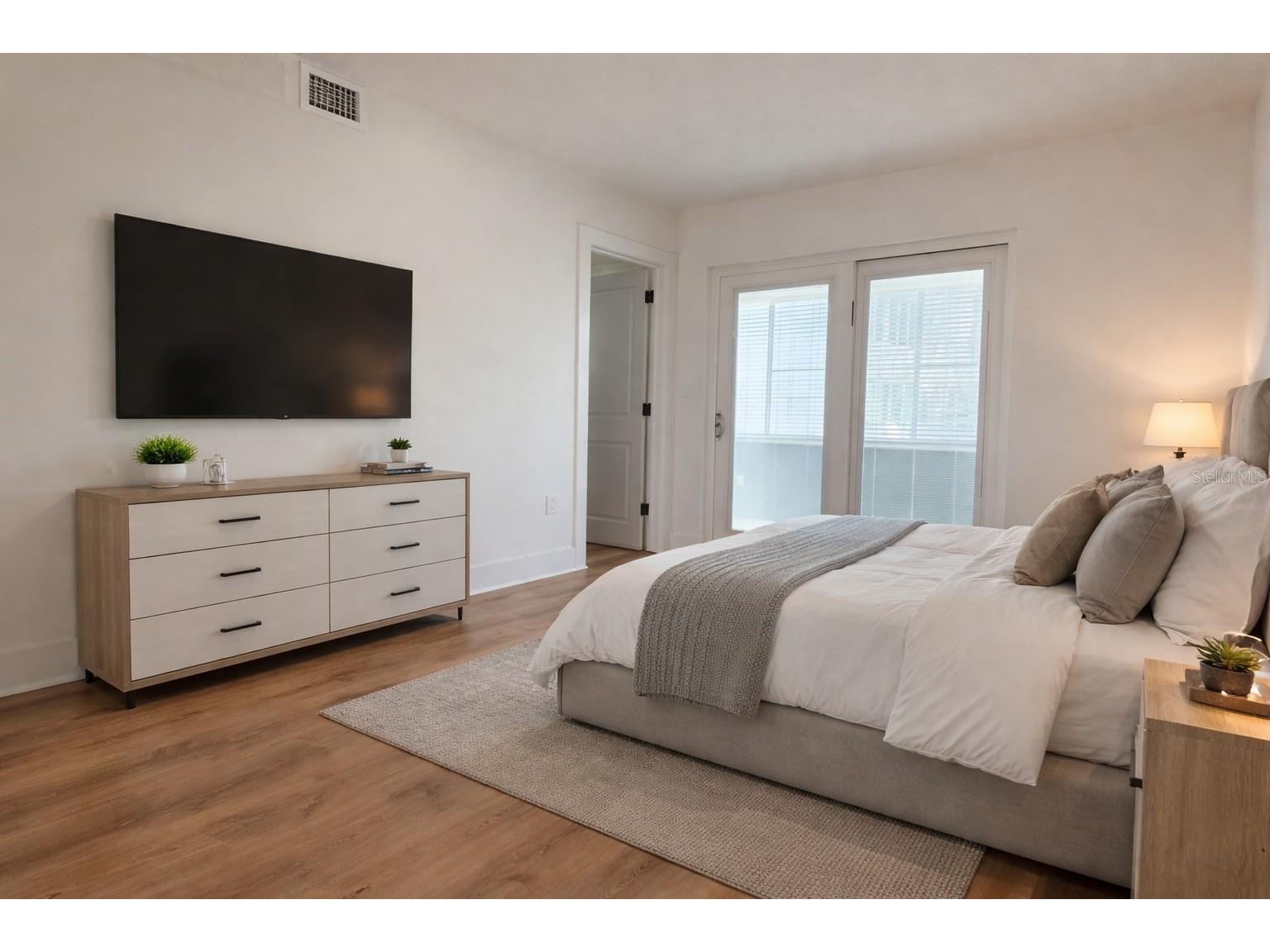 1001 77th Avenue N #102 Saint Petersburg FL 33703 TB8499642 image10