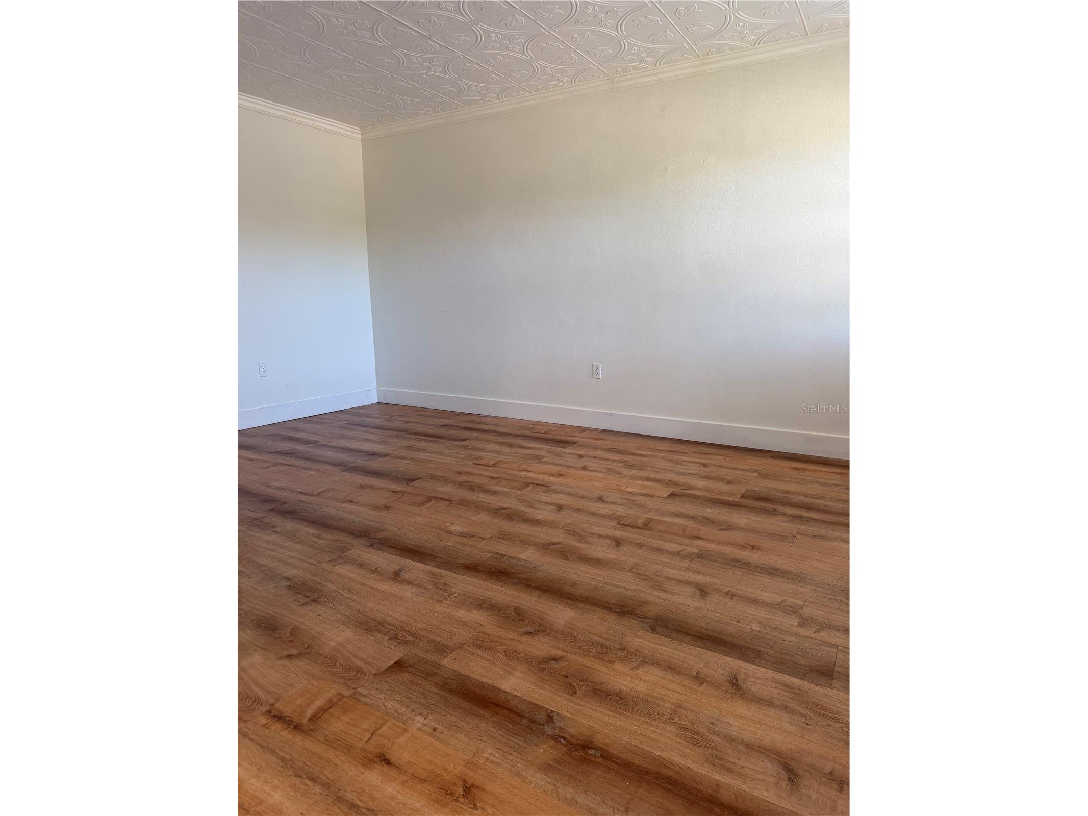 1001 77th Avenue N #102 Saint Petersburg FL 33703 TB8499642 image8