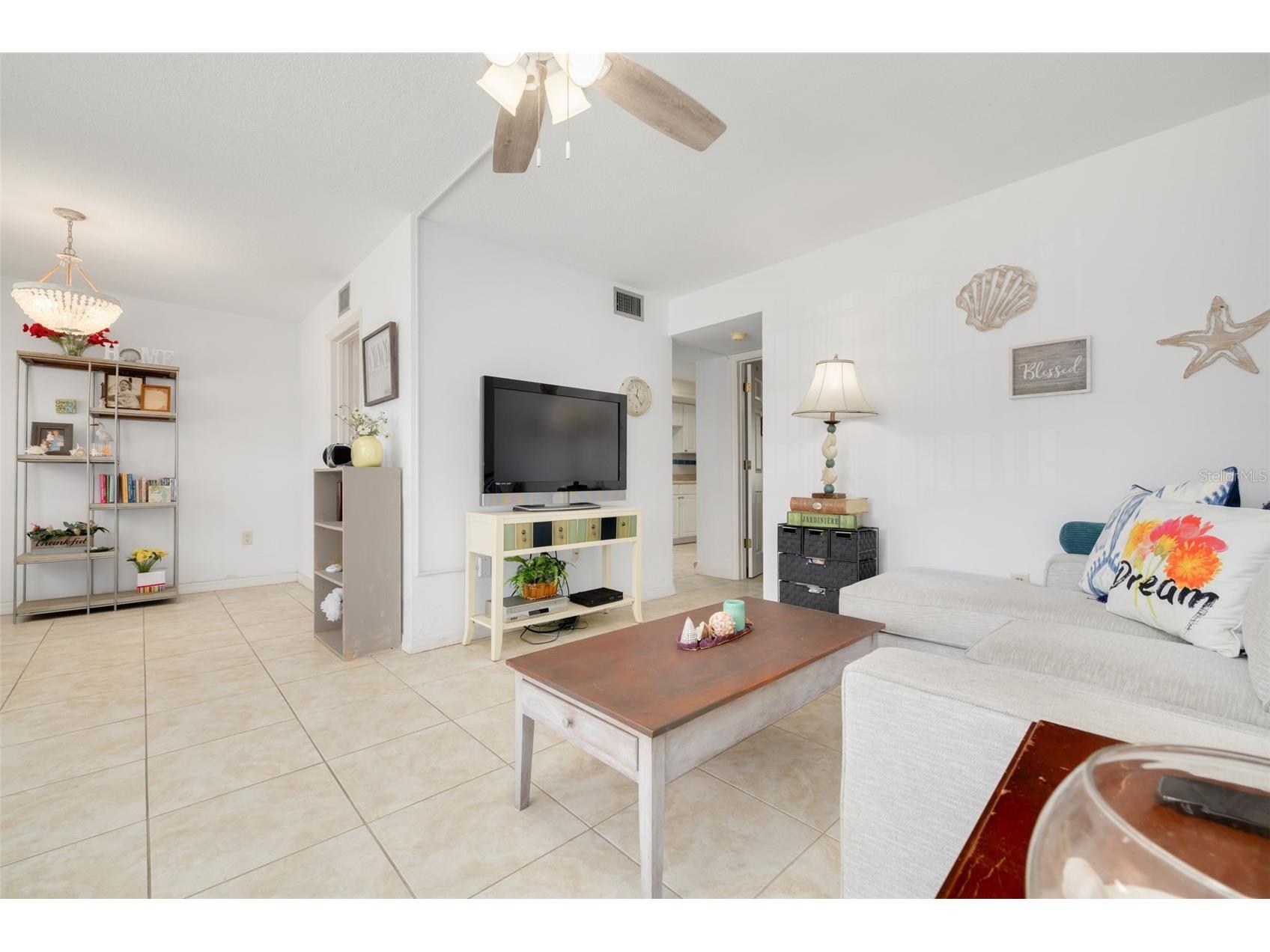 1001 77th Avenue N #112 Saint Petersburg FL 33702 TB8481702 image18