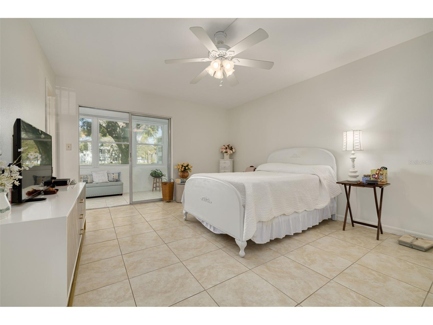 1001 77th Avenue N #112 Saint Petersburg FL 33702 TB8481702 image5