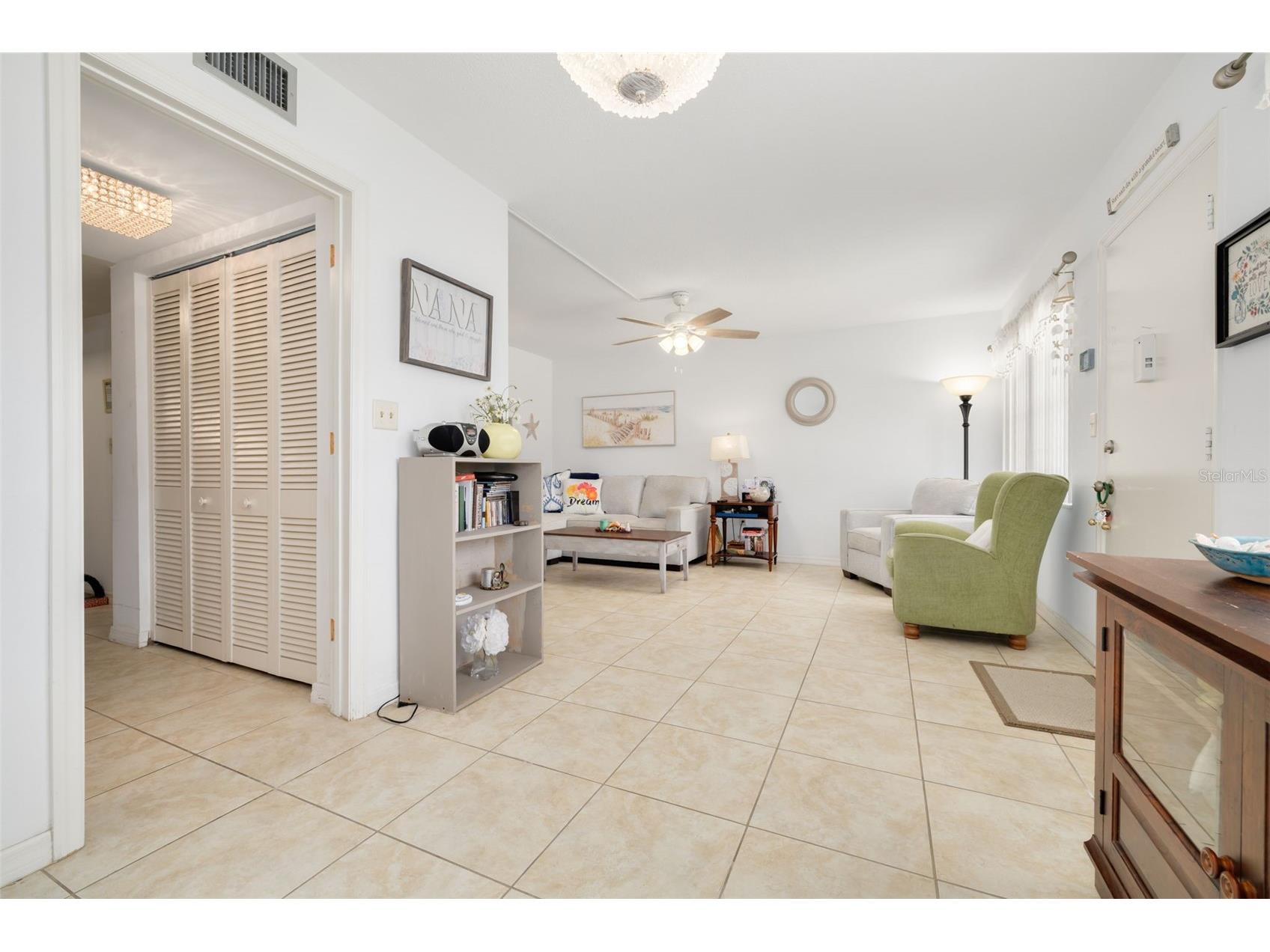 1001 77th Avenue N #112 Saint Petersburg FL 33702 TB8481702 image8