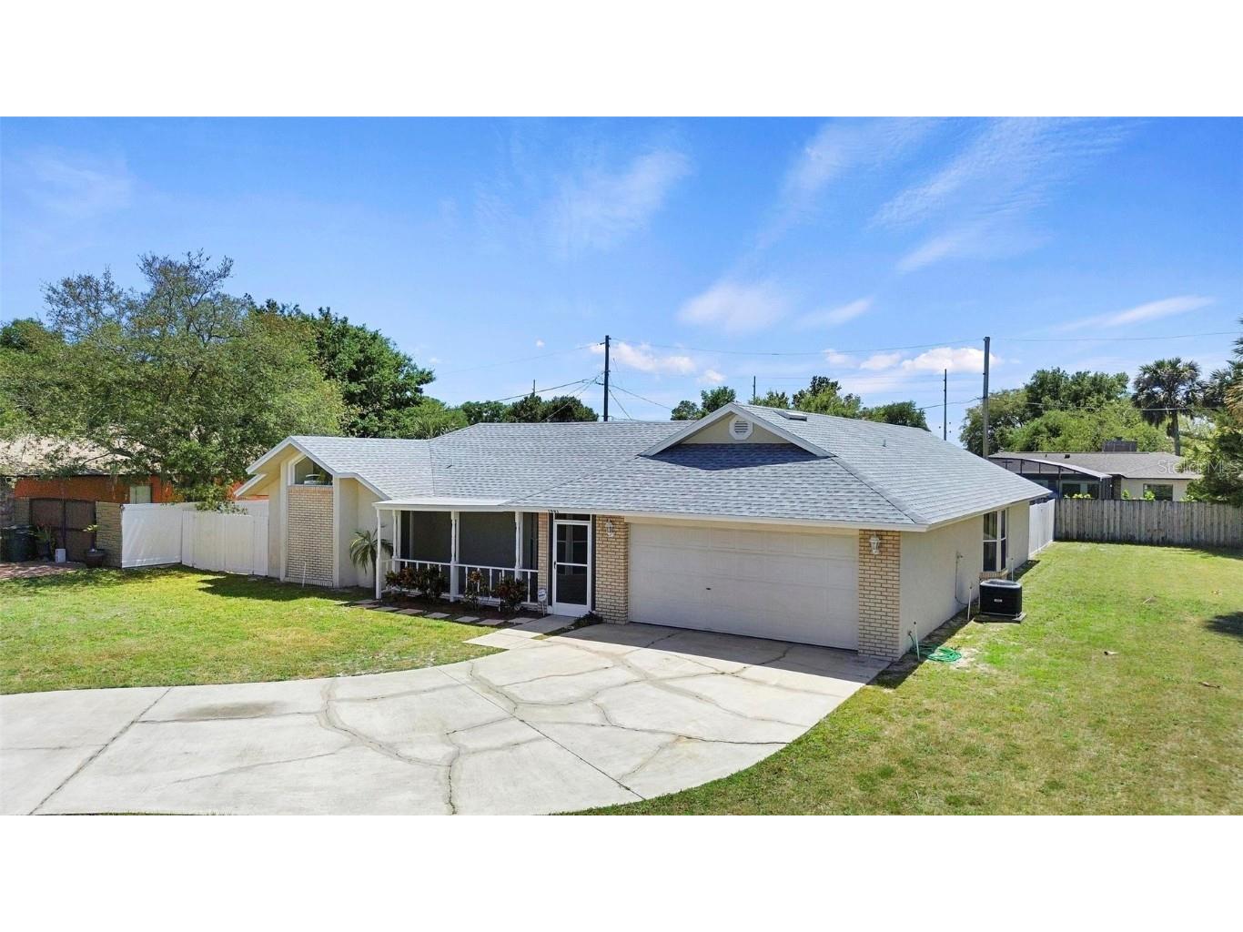 1001 Aaron Dr Deltona FL 32725 V4935560 image1