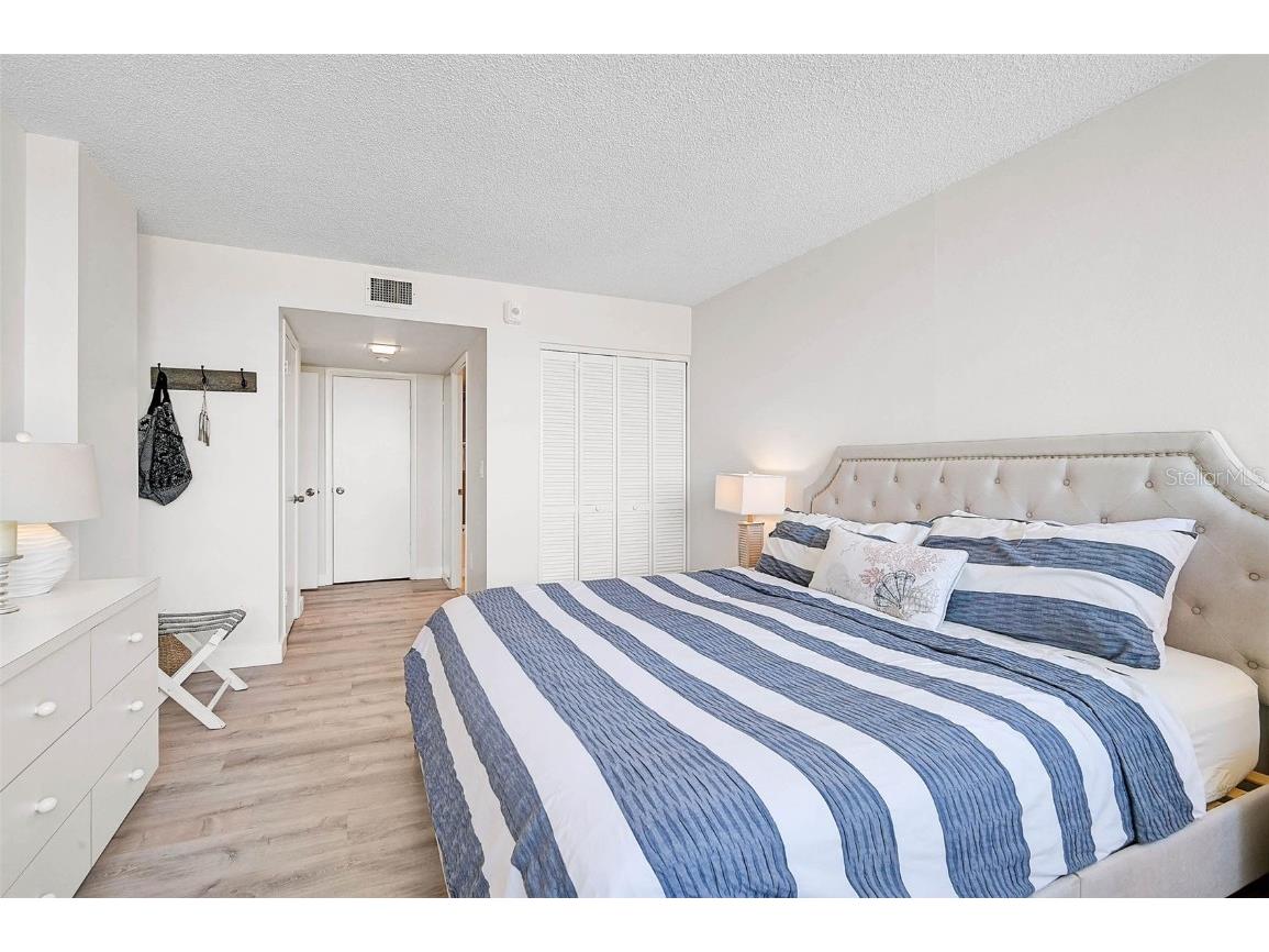 1001 Beach Road #A203 Sarasota FL 34242 A4669286 image12