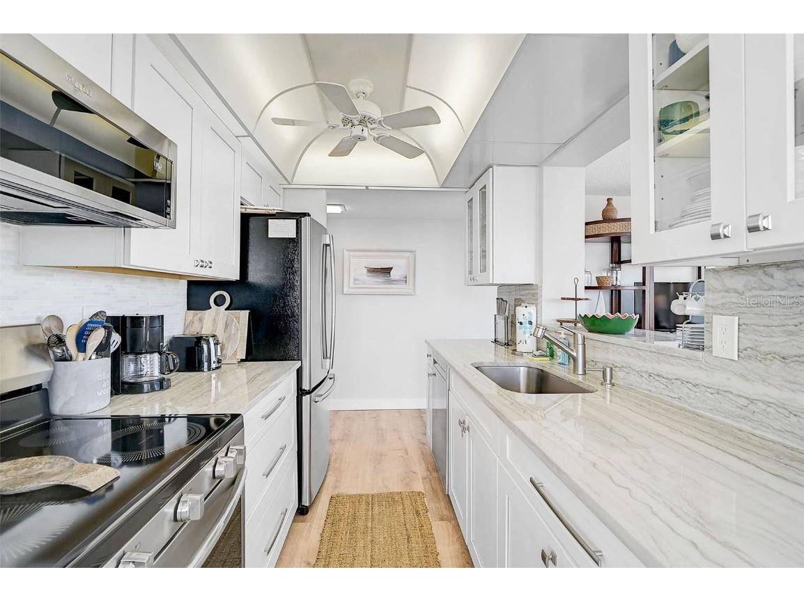 1001 Beach Road #A203 Sarasota FL 34242 A4669286 image14