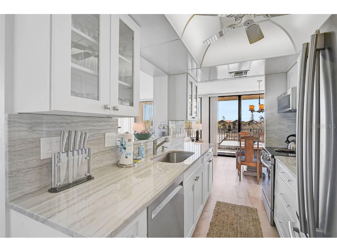 1001 Beach Road #A203 Sarasota FL 34242 A4669286 image16