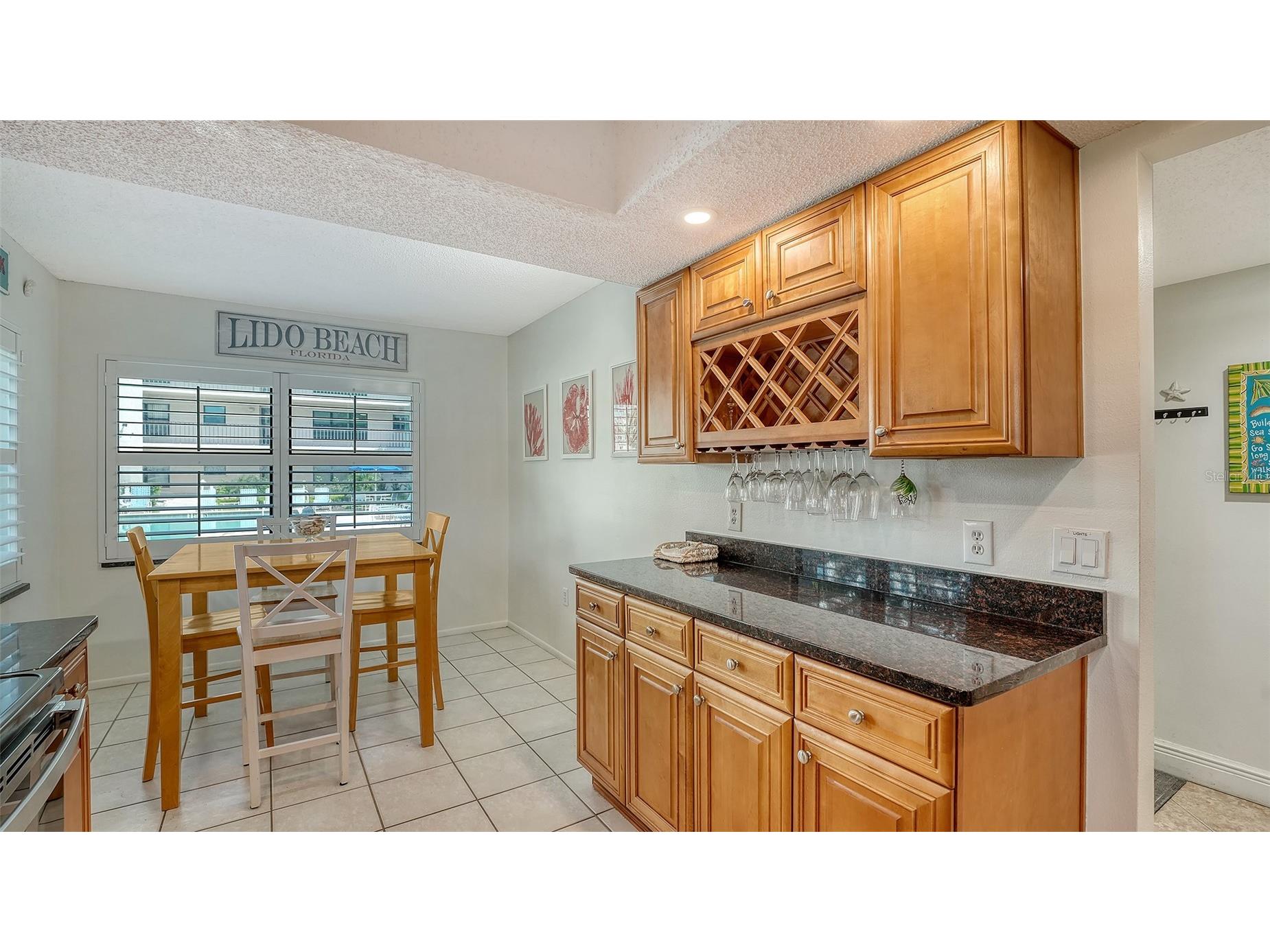 1001 Benjamin Franklin Drive #110 Sarasota FL 34236 A4684597 image19