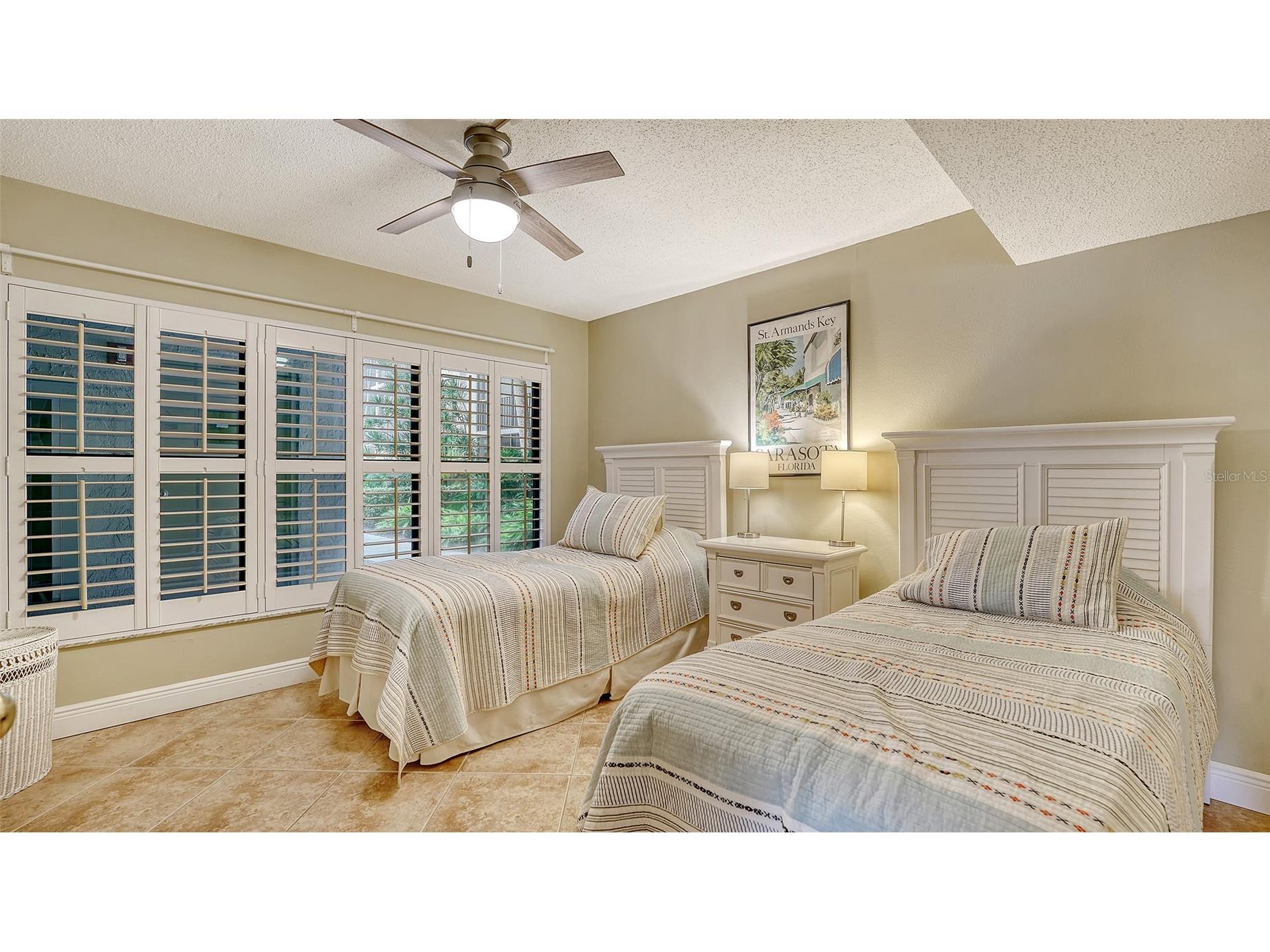 1001 Benjamin Franklin Drive #110 Sarasota FL 34236 A4684597 image28