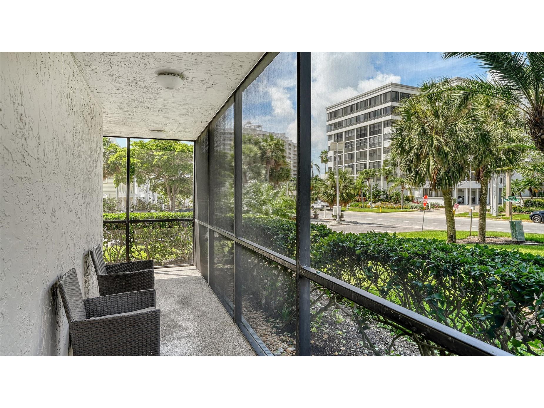 1001 Benjamin Franklin Drive #110 Sarasota FL 34236 A4684597 image33