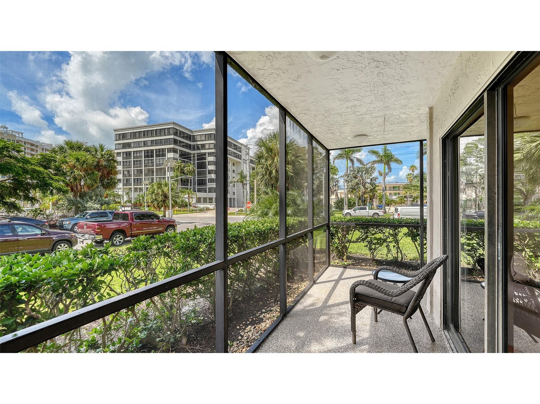 1001 Benjamin Franklin Drive #110 Sarasota FL 34236 A4684597 image35