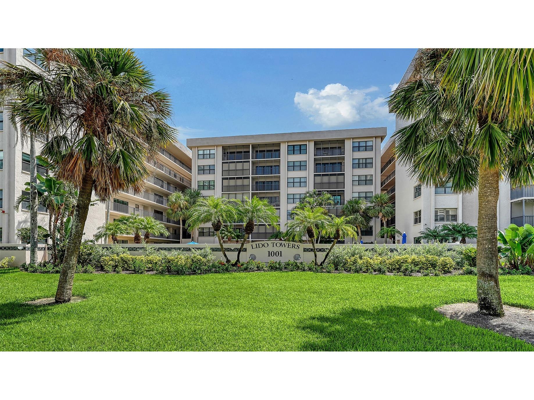 1001 Benjamin Franklin Drive #110 Sarasota FL 34236 A4684597 image38