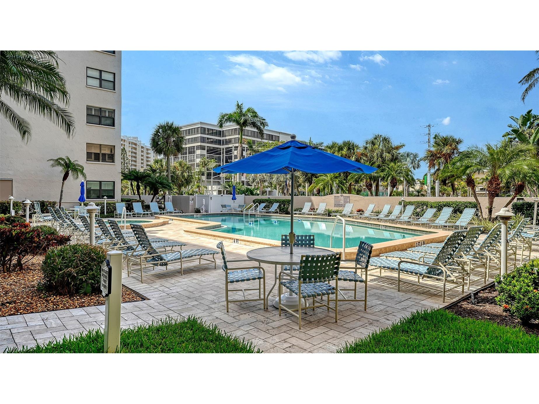1001 Benjamin Franklin Drive #110 Sarasota FL 34236 A4684597 image39