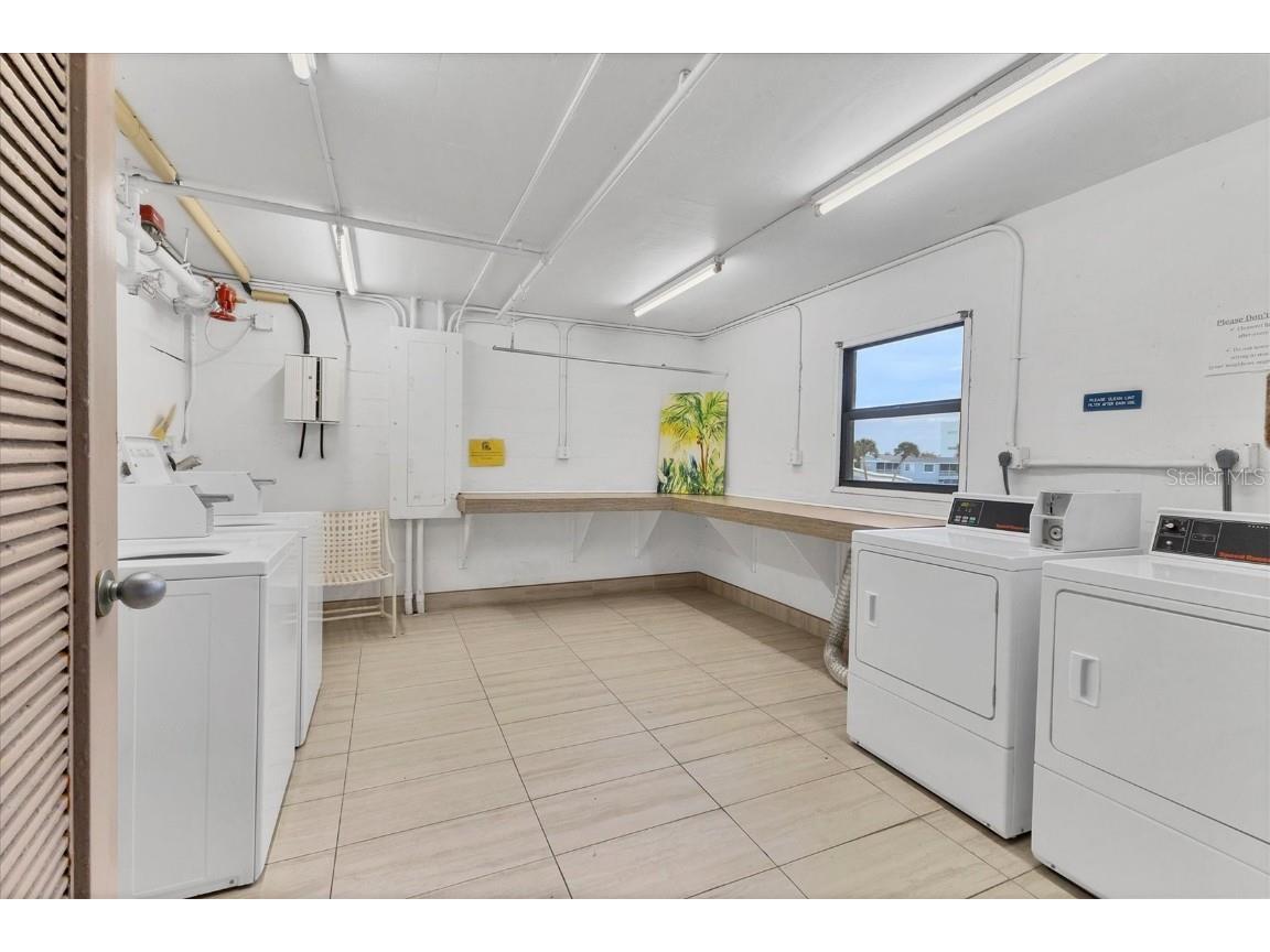 1001 Benjamin Franklin Drive #201 Sarasota FL 34236 - GULF OF MEXICO A4676690 image25