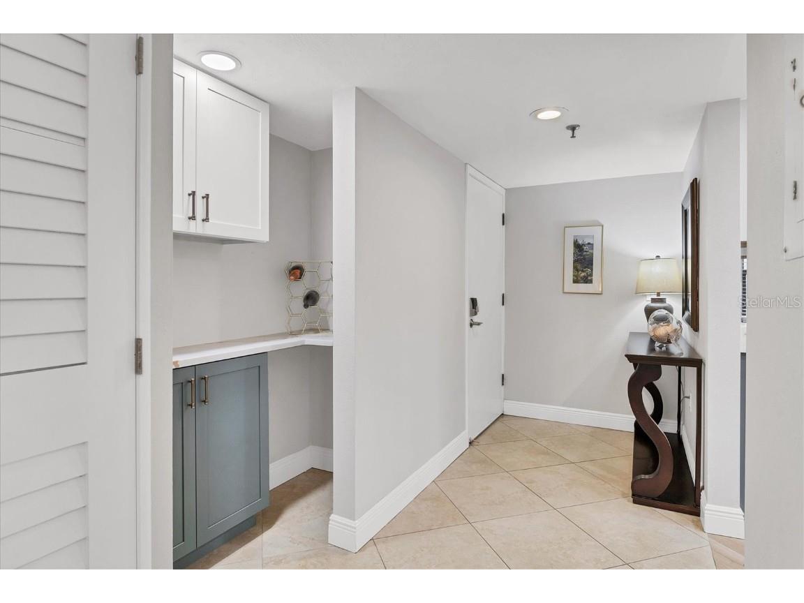 1001 Benjamin Franklin Drive #201 Sarasota FL 34236 - GULF OF MEXICO A4676690 image3