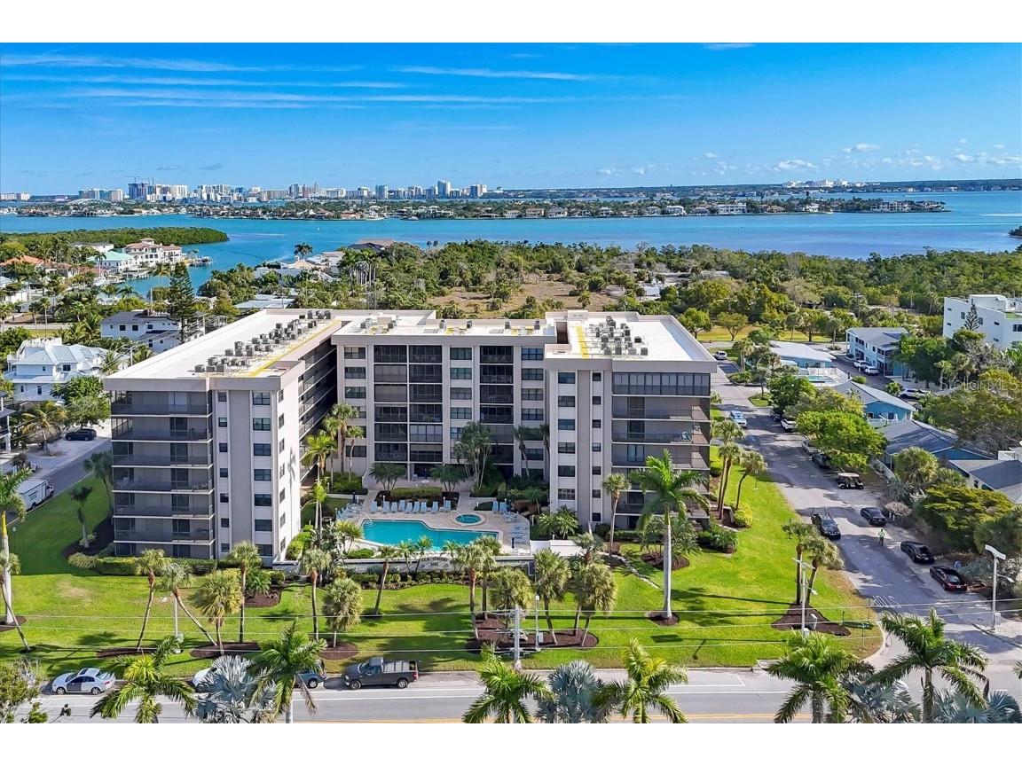 1001 Benjamin Franklin Drive #201 Sarasota FL 34236 - GULF OF MEXICO A4676690 image56