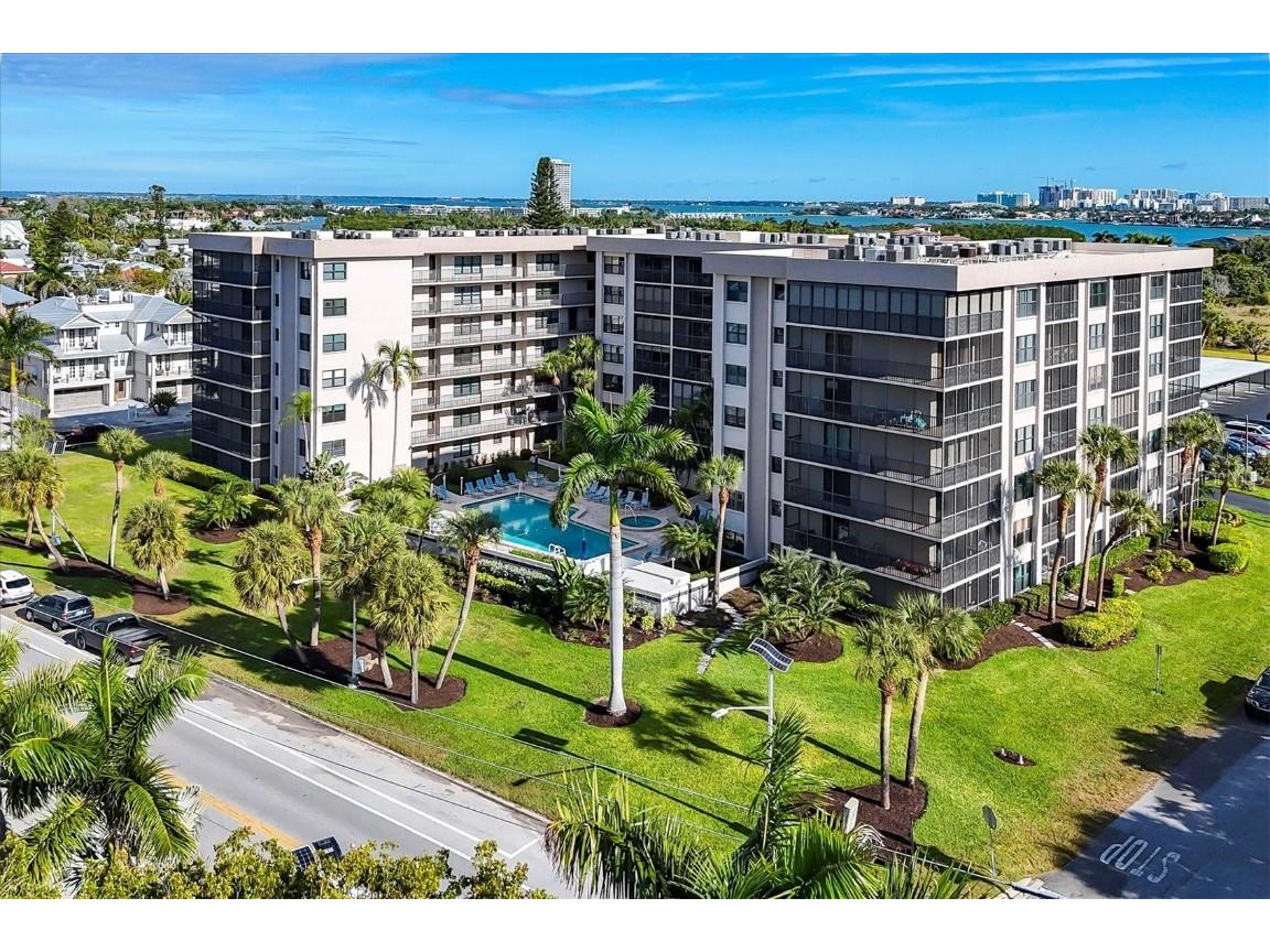 1001 Benjamin Franklin Drive #201 Sarasota FL 34236 - GULF OF MEXICO A4676690 image57