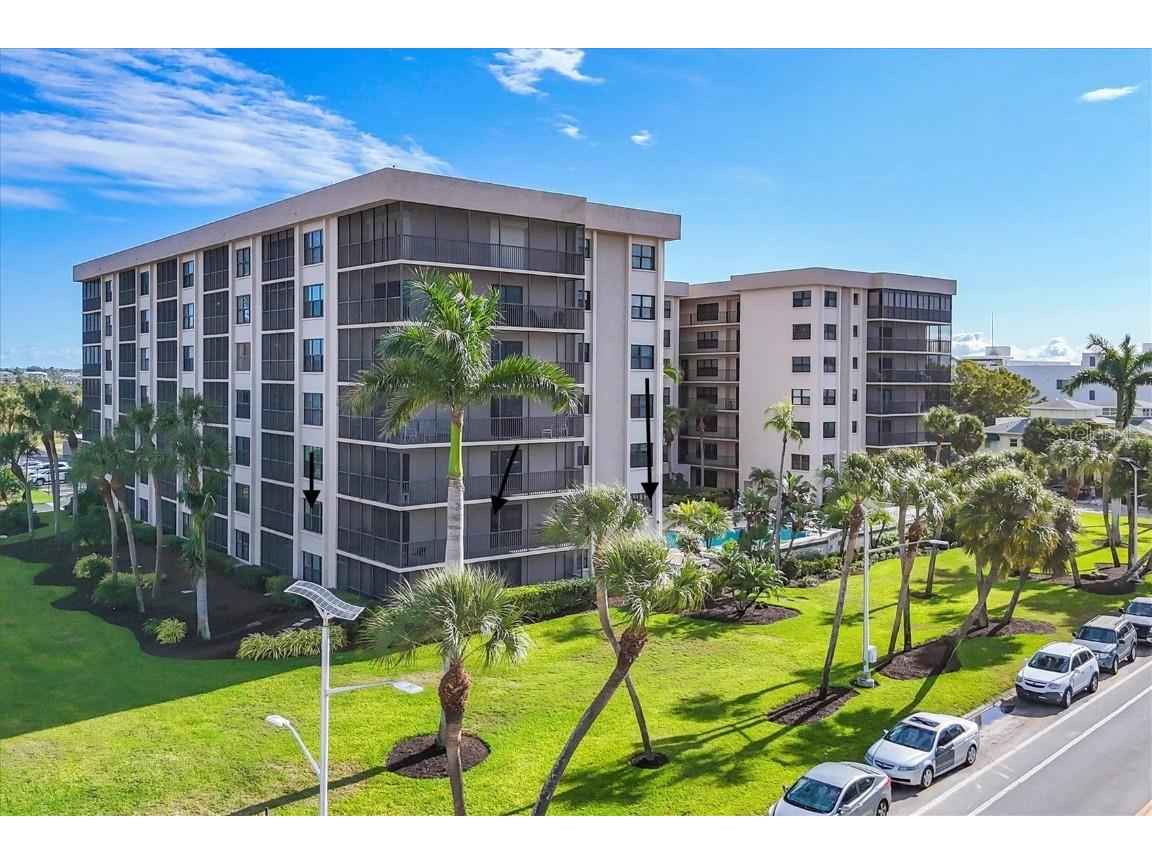 1001 Benjamin Franklin Drive #201 Sarasota FL 34236 - GULF OF MEXICO A4676690 image63