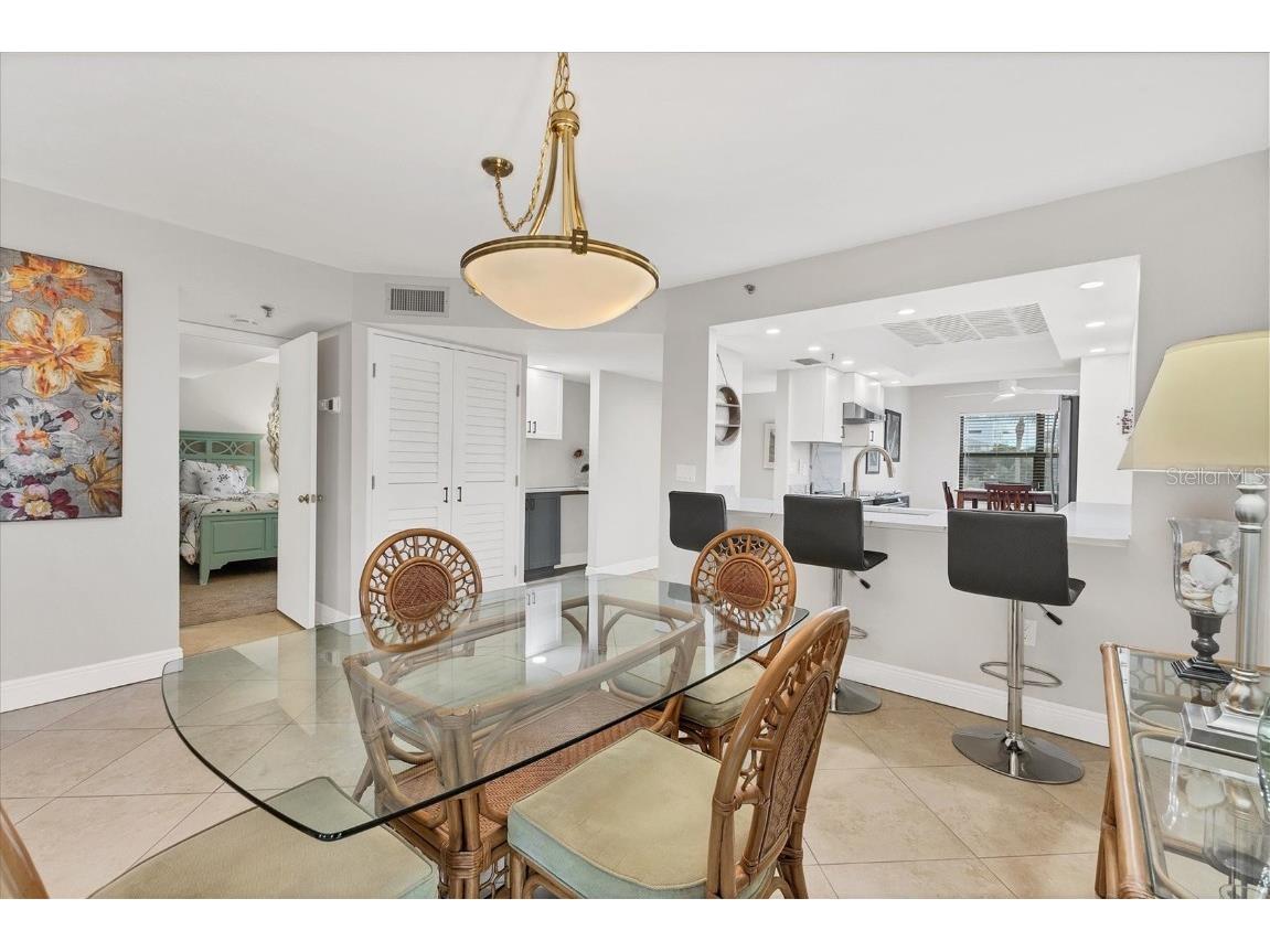 1001 Benjamin Franklin Drive #201 Sarasota FL 34236 - GULF OF MEXICO A4676690 image9