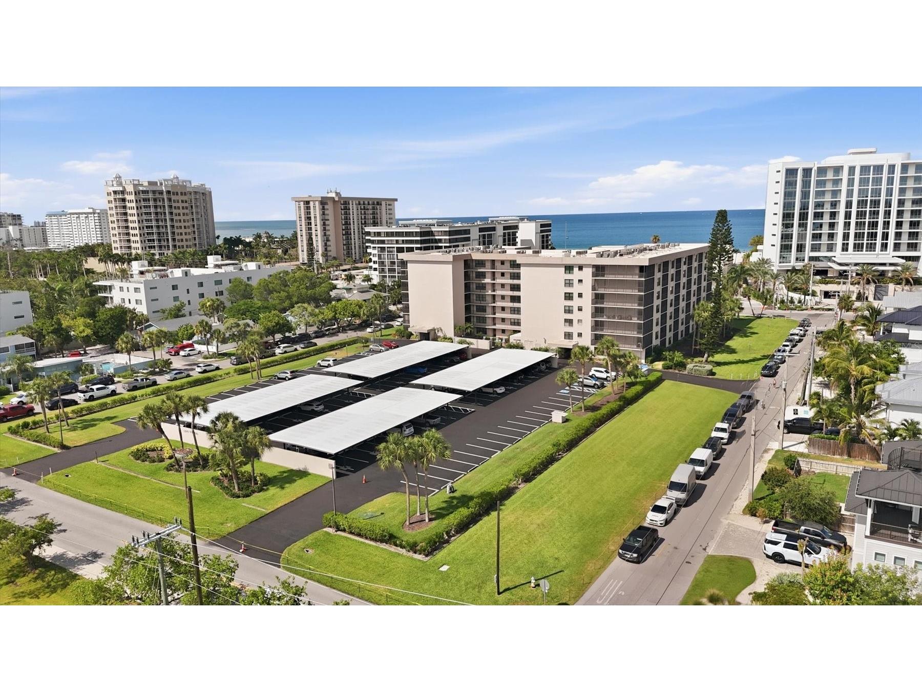 1001 Benjamin Franklin Drive #206 Sarasota FL 34236 - GULF OF MEXICO A4699522 image1