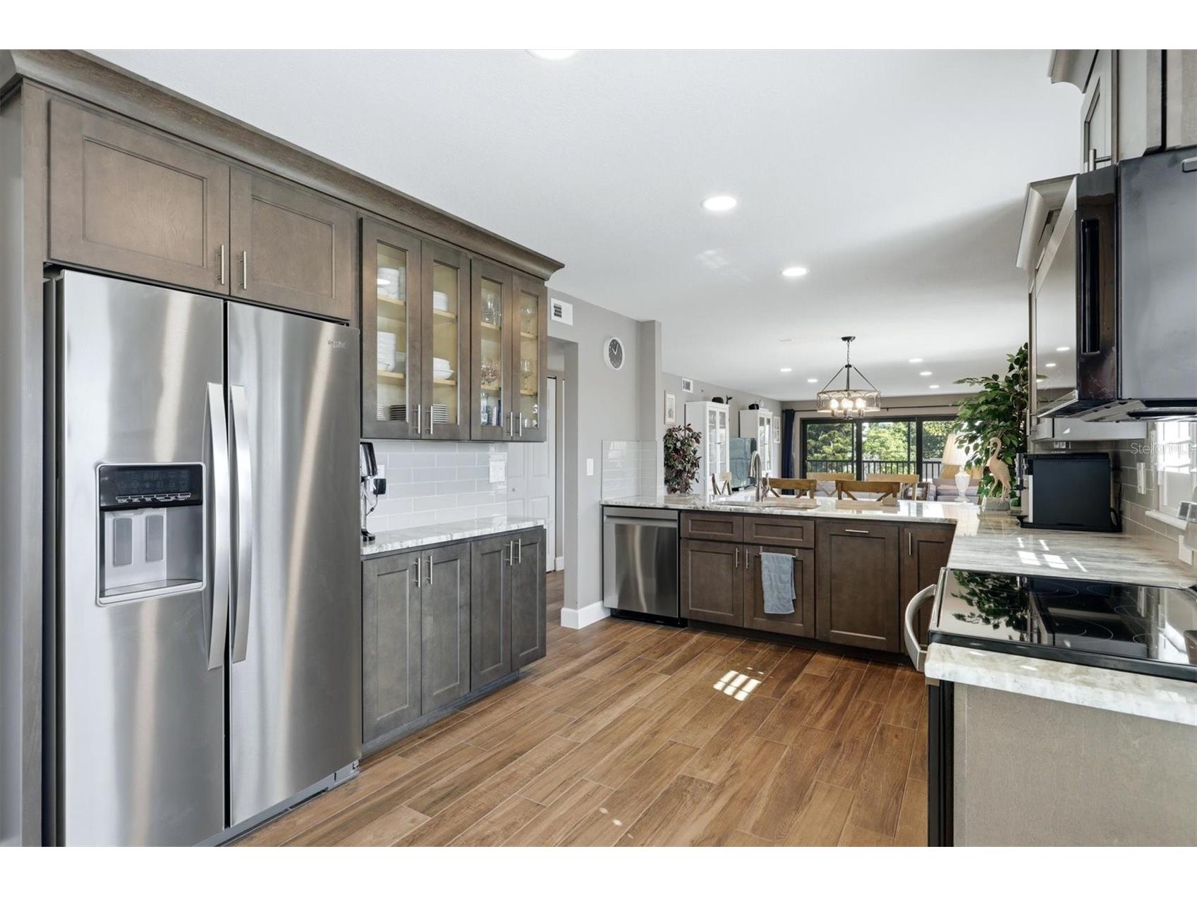 1001 Benjamin Franklin Drive #206 Sarasota FL 34236 - GULF OF MEXICO A4699522 image3