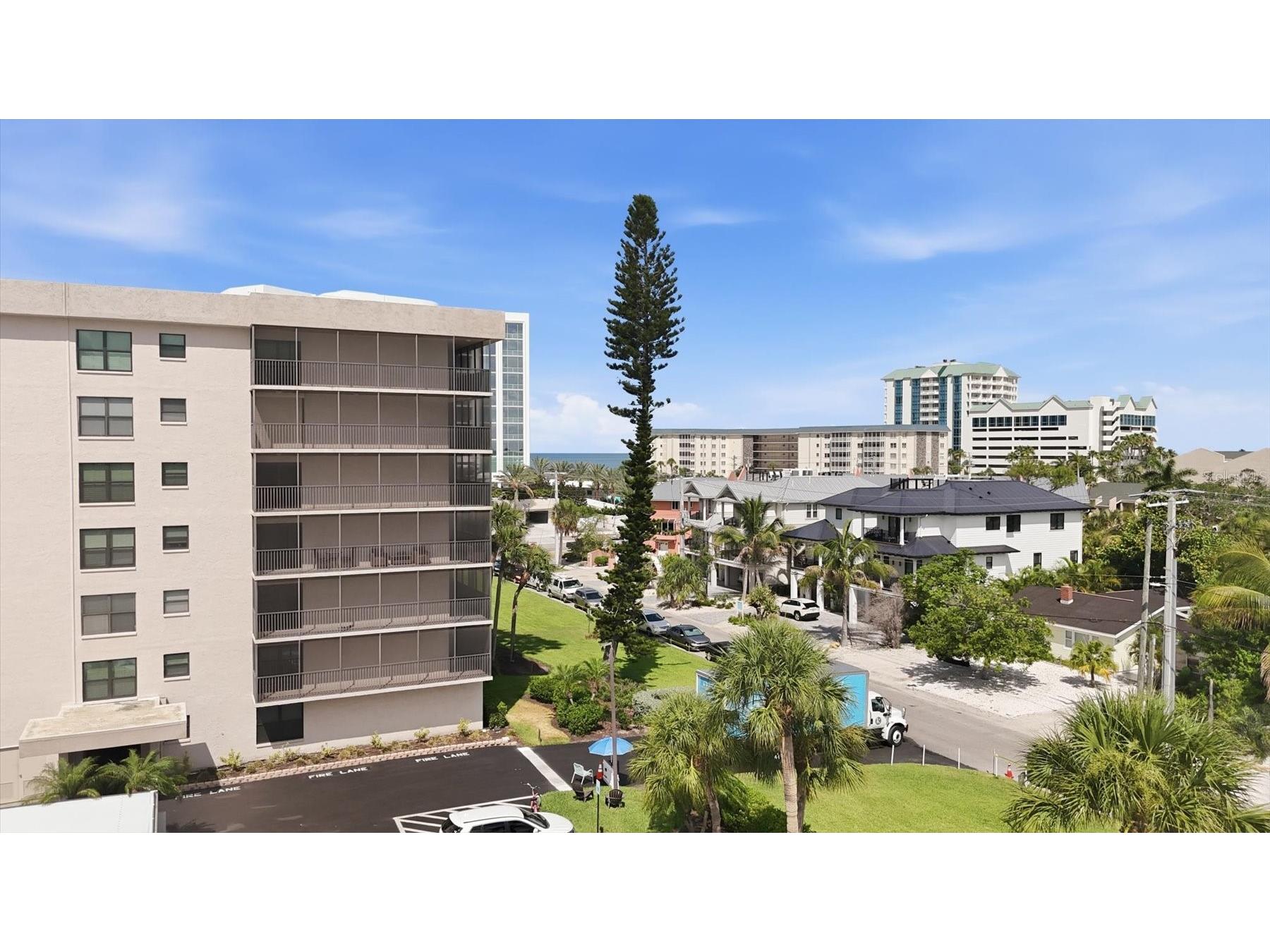 1001 Benjamin Franklin Drive #206 Sarasota FL 34236 - GULF OF MEXICO A4699522 image6