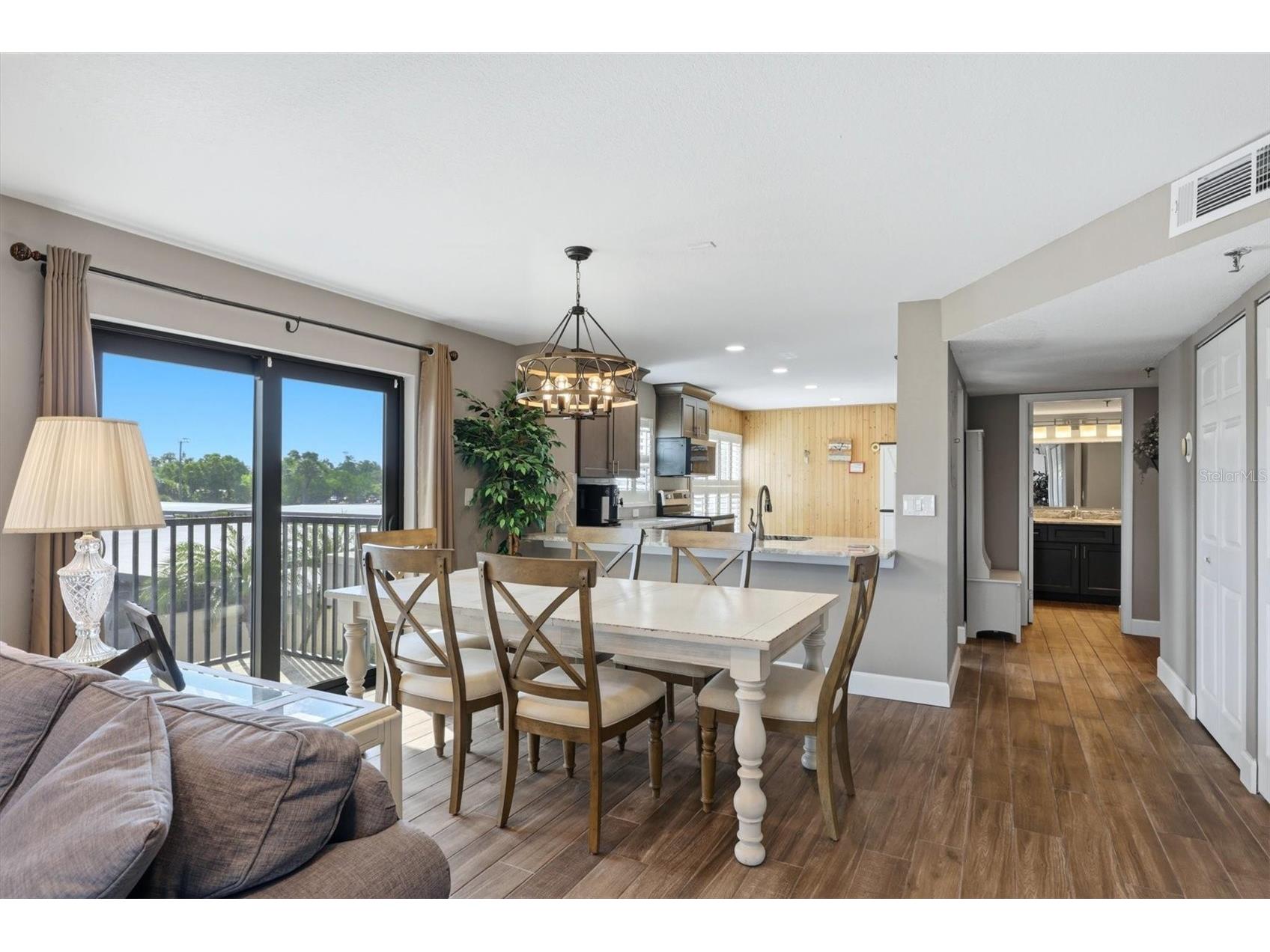 1001 Benjamin Franklin Drive #206 Sarasota FL 34236 - GULF OF MEXICO A4699522 image8
