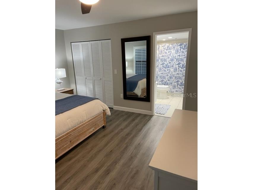 1001 Benjamin Franklin Drive #212 Sarasota FL 34236 A4515979 image11